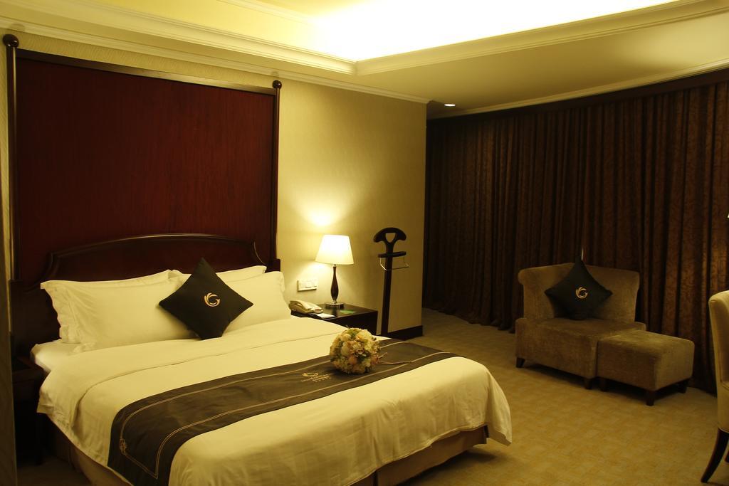 The Royal Marina Plaza Hotel Γκουανγκζού Εξωτερικό φωτογραφία